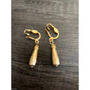 Vintage Gold Tone Drop Clip On Earrings